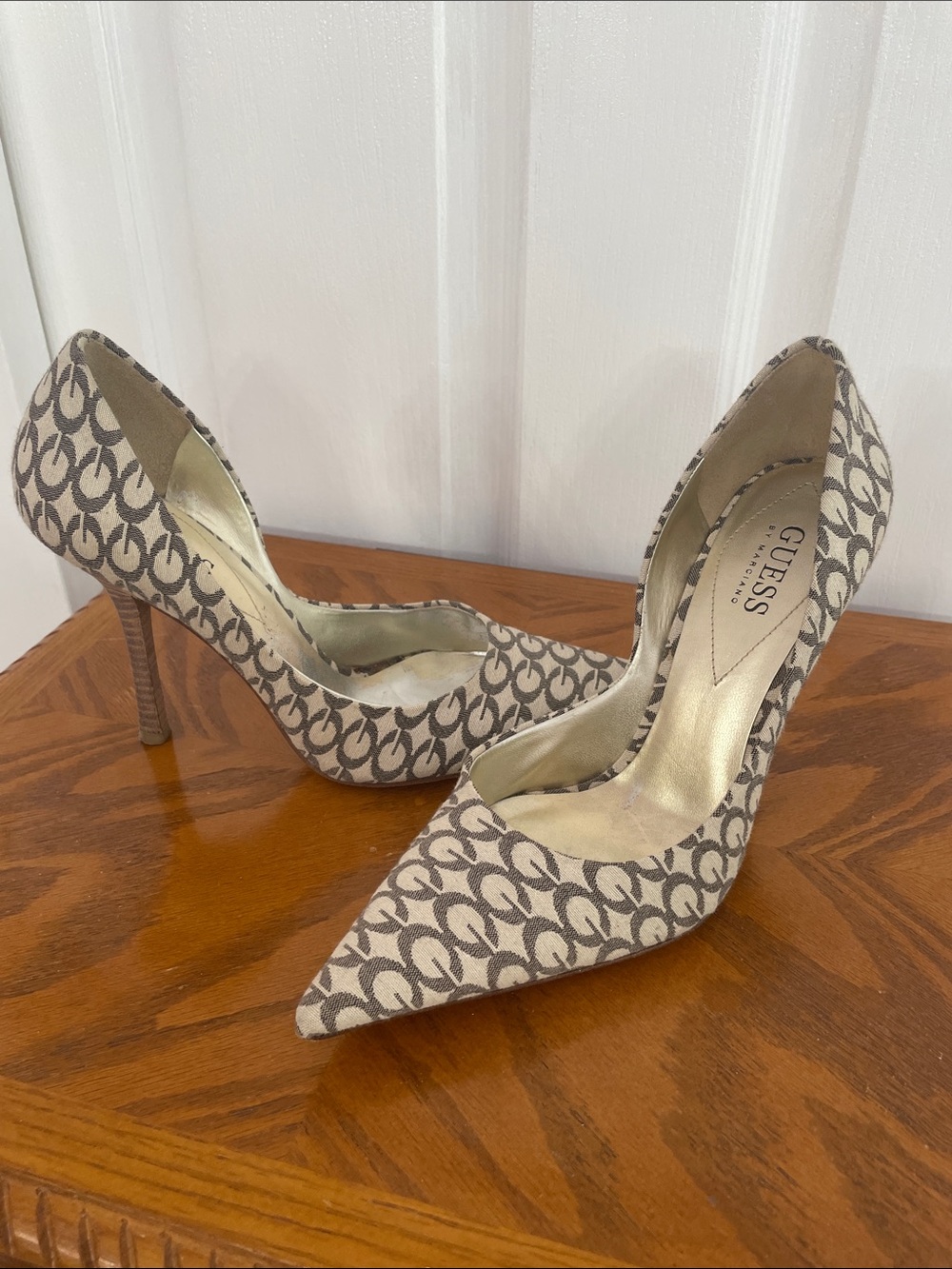 GUESS Taupe Monogram Pointed-Toe High Heel Pumps